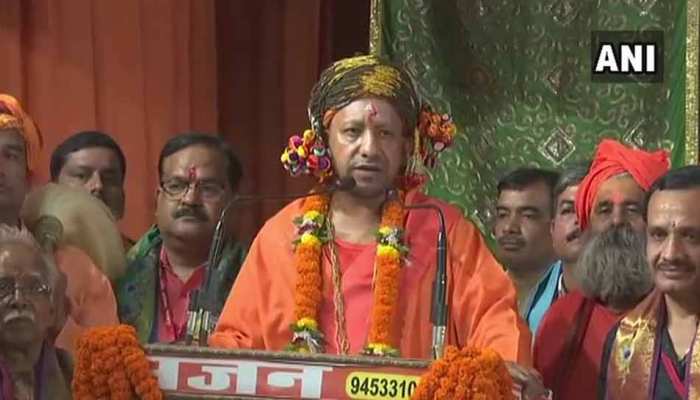 सीएम योगी आदित्यनाथ बोले, 'राम मंदिर निर्माण की शुरू की जाएं तैयारियां' सीएम योगी आदित्यनाथ बोले, 'राम मंदिर निर्माण की शुरू की जाएं तैयारियां'