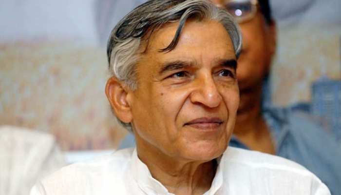 अमृतसर हादसा: नवजोत कौर के बचाव में आए पूर्व रेल मंत्री पवन बंसल, बोले- 'हादसे के लिए मंत्री की बीवी कैसे जिम्मेदार' अमृतसर हादसा: नवजोत कौर के बचाव में आए पूर्व रेल मंत्री पवन बंसल, बोले- 'हादसे के लिए मंत्री की बीवी कैसे जिम्मेदार'