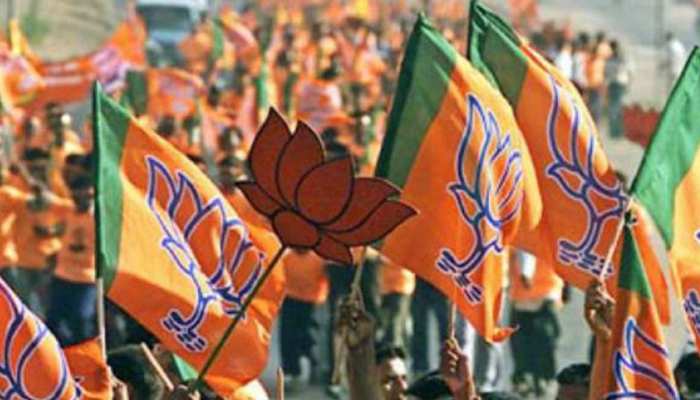 विधानसभा चुनाव: BJP ने शुरू किया रायशुमारी का दूसरा दौर, 98 सीटों का होगा फैसला विधानसभा चुनाव: BJP ने शुरू किया रायशुमारी का दूसरा दौर, 98 सीटों का होगा फैसला