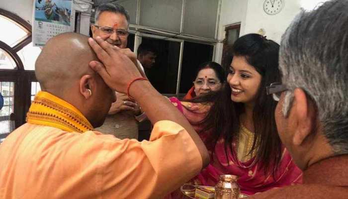 रायपुर पहुंचे CM योगी बोले- 'चौथी बार प्रचंड बहुमत से बनेगी BJP सरकार' रायपुर पहुंचे CM योगी बोले- 'चौथी बार प्रचंड बहुमत से बनेगी BJP सरकार'