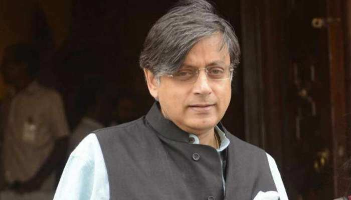 सुनंदा पुष्कर मामला: अदालत ने पुलिस को थरूर को दस्तावेज सौंपने का निर्देश दिया सुनंदा पुष्कर मामला: अदालत ने पुलिस को थरूर को दस्तावेज सौंपने का निर्देश दिया