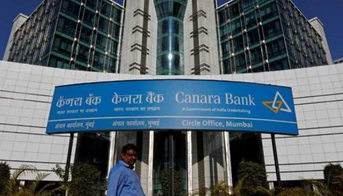 Canara Bank IBPS PO Exam: बंपर भर्तियों के लिए मंगाए आवेदन, ये रही पूरी जानकारी Canara Bank IBPS PO Exam: बंपर भर्तियों के लिए मंगाए आवेदन, ये रही पूरी जानकारी