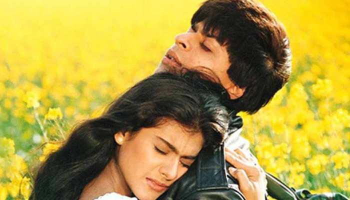 DDLJ ने मराठा मंदिर में 1200 हफ्ते किए पूरे, शाहरुख-काजोल ने इस अंदाज में किया शुक्रिया अदा DDLJ ने मराठा मंदिर में 1200 हफ्ते किए पूरे, शाहरुख-काजोल ने इस अंदाज में किया शुक्रिया अदा