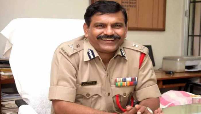 CBI के नए चीफ एक्शन में, अगस्ता वेस्टलैंड और विजय माल्या केस की खुद करेंगे निगरानी CBI के नए चीफ एक्शन में, अगस्ता वेस्टलैंड और विजय माल्या केस की खुद करेंगे निगरानी