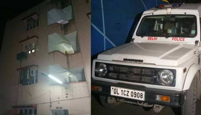 दिल्लीः पश्चिम विहार इलाके में सगी बुजुर्ग बहनों की गला दबाकर हत्या, घर में बिखरा मिला सामान दिल्लीः पश्चिम विहार इलाके में सगी बुजुर्ग बहनों की गला दबाकर हत्या, घर में बिखरा मिला सामान