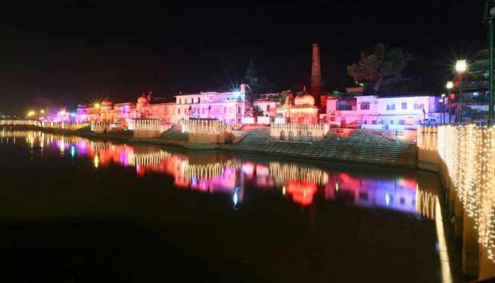 इस दिवाली लाखों दीयों से जगमगाएगी रामनगरी अयोध्या, CM योगी भी जलाएंगे 16 फीट का दीया इस दिवाली लाखों दीयों से जगमगाएगी रामनगरी अयोध्या, CM योगी भी जलाएंगे 16 फीट का दीया
