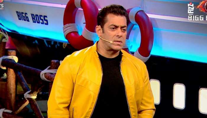 Bigg Boss 12, October 27: सलमान ने कहा श्रीसंत को खलनायक, एक बार फिर लगाई फटकार Bigg Boss 12, October 27: सलमान ने कहा श्रीसंत को खलनायक, एक बार फिर लगाई फटकार