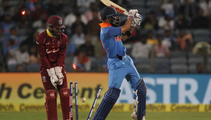 INDvsWI: ब्रेबोर्न स्टेडियम में 23 साल बाद खेलेगी टीम इंडिया, सीरीज में बने रहने के लिए जीत जरूरी INDvsWI: ब्रेबोर्न स्टेडियम में 23 साल बाद खेलेगी टीम इंडिया, सीरीज में बने रहने के लिए जीत जरूरी