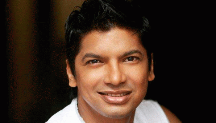 असम में सिंगर शान पर हमला, गुस्साए लोगों ने फेंके पत्थर और कागज के गोले असम में सिंगर शान पर हमला, गुस्साए लोगों ने फेंके पत्थर और कागज के गोले