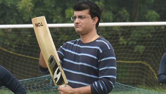 सौरव गांगुली ने BCCI पर उठाए सवाल, कहा- #MeToo मामले में कार्रवाई बेहद कमजोर और चिंताजनक सौरव गांगुली ने BCCI पर उठाए सवाल, कहा- #MeToo मामले में कार्रवाई बेहद कमजोर और चिंताजनक