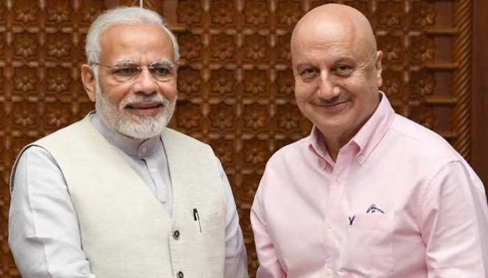 अनुपम खेर ने FTII के अध्यक्ष पद से दिया इस्तीफा, सरकार ने किया मंजूर अनुपम खेर ने FTII के अध्यक्ष पद से दिया इस्तीफा, सरकार ने किया मंजूर