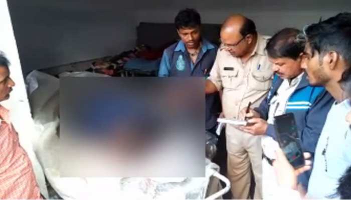 झारखंड : रांची में अपराध चरम पर, अंधाधुंध फायरिंग कर युवक की हत्या झारखंड : रांची में अपराध चरम पर, अंधाधुंध फायरिंग कर युवक की हत्या