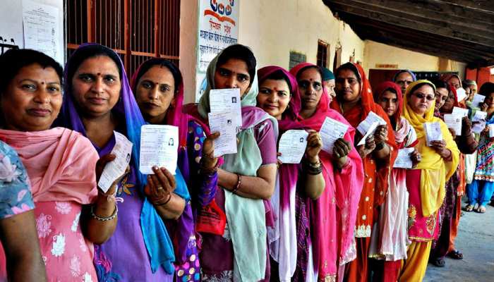 मध्यप्रदेश चुनाव 2018: 230 विधानसभा सीटों पर 28 नवंबर को होगा मतदान, इसलिए खास हैं चुनाव मध्यप्रदेश चुनाव 2018: 230 विधानसभा सीटों पर 28 नवंबर को होगा मतदान, इसलिए खास हैं चुनाव
