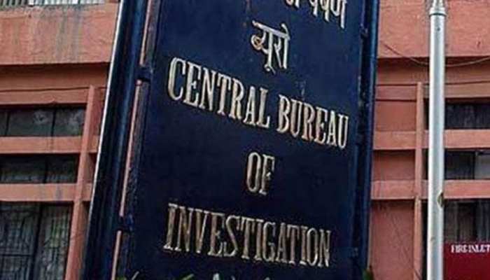 सीबीआई: राकेश अस्थाना के खिलाफ प्राथमिकी संज्ञेय अपराध को दर्शाती है सीबीआई: राकेश अस्थाना के खिलाफ प्राथमिकी संज्ञेय अपराध को दर्शाती है