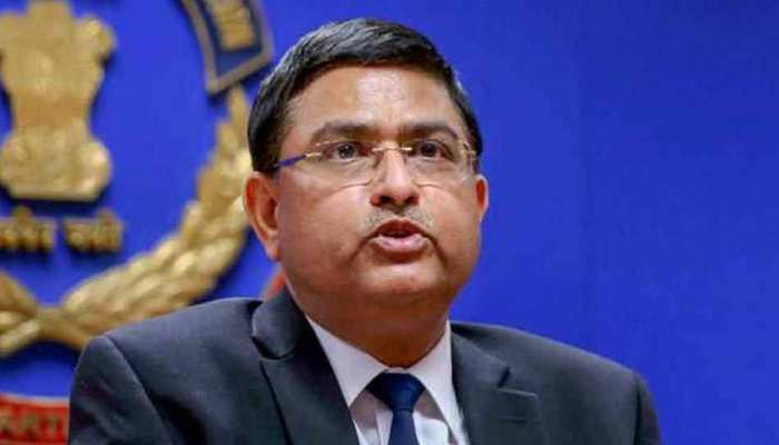 CBI Vs CBI विवाद: राकेश अस्थाना को 14 नवंबर तक दिल्ली HC से राहत बरकरार CBI Vs CBI विवाद: राकेश अस्थाना को 14 नवंबर तक दिल्ली HC से राहत बरकरार