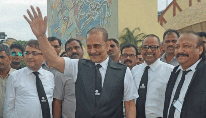 सेबी ने फिर की सहारा की खिंचाई, निवेशकों को 14 हजार करोड़ रुपये लौटाने को कहा सेबी ने फिर की सहारा की खिंचाई, निवेशकों को 14 हजार करोड़ रुपये लौटाने को कहा