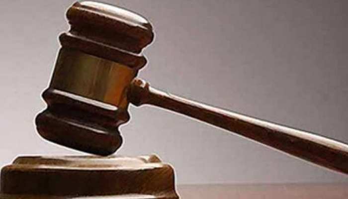 सपा राज में हुईं 12,460 सहायक अध्यापकों की नियुक्ति रद्द, कोर्ट ने दिए CBI जांच के आदेश सपा राज में हुईं 12,460 सहायक अध्यापकों की नियुक्ति रद्द, कोर्ट ने दिए CBI जांच के आदेश