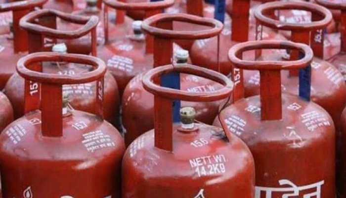 अब कॉमन सर्विस सेंटर (CSC) से बुक कराएंं नया गैस कनेक्शन, जानें पूरी प्रक्रिया अब कॉमन सर्विस सेंटर (CSC) से बुक कराएंं नया गैस कनेक्शन, जानें पूरी प्रक्रिया