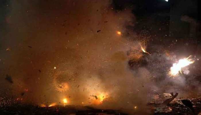 NRI Only: 4 years old neha appeals to people not to burn crackers on diwali NRI Only: 4 years old neha appeals to people not to burn crackers on diwali