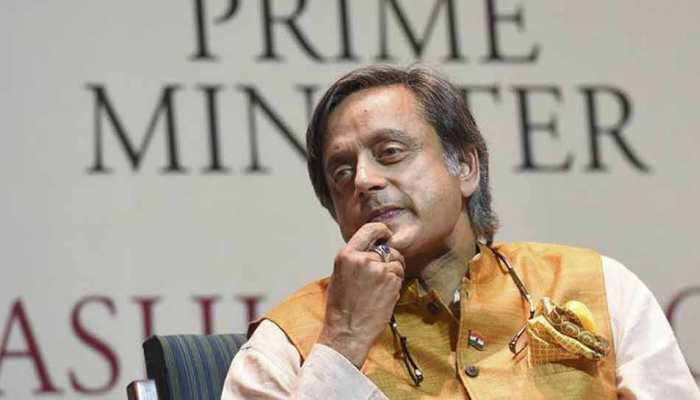 शशि थरूर बोले, 'राहुल गांधी नहीं भी हो सकते हैं पीएम पद के उम्मीदवार' शशि थरूर बोले, 'राहुल गांधी नहीं भी हो सकते हैं पीएम पद के उम्मीदवार'