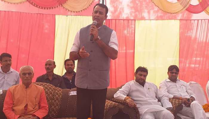 संगीत सोम का बड़ा बयान, मुजफ्फरनगर का नाम बदलकर लक्ष्मीनगर किया जाए संगीत सोम का बड़ा बयान, मुजफ्फरनगर का नाम बदलकर लक्ष्मीनगर किया जाए