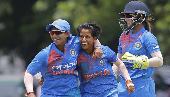 Womens World T20: आज रात होगा भारत-पाकिस्तान का मुकाबला, पिछले 5 में से 4 मैच जीता है भारत Womens World T20: आज रात होगा भारत-पाकिस्तान का मुकाबला, पिछले 5 में से 4 मैच जीता है भारत
