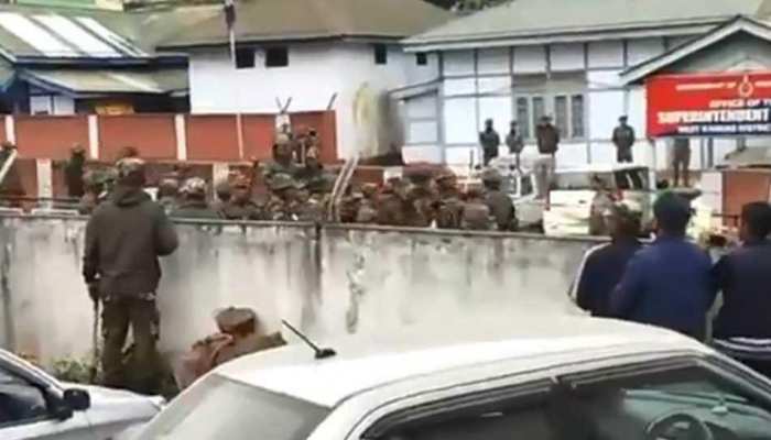 पुलिस थाने में तोड़फोड़: IAS एसोसिएशन ने अरुणाचल स्काउट्स के खिलाफ एक्शन की मांग की पुलिस थाने में तोड़फोड़: IAS एसोसिएशन ने अरुणाचल स्काउट्स के खिलाफ एक्शन की मांग की
