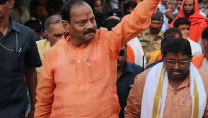 रांची: छठ पर्व के पहले दिन CM रघुवर दास ने की आदित्य सूर्य मंदिर की प्राण प्रतिष्ठा रांची: छठ पर्व के पहले दिन CM रघुवर दास ने की आदित्य सूर्य मंदिर की प्राण प्रतिष्ठा