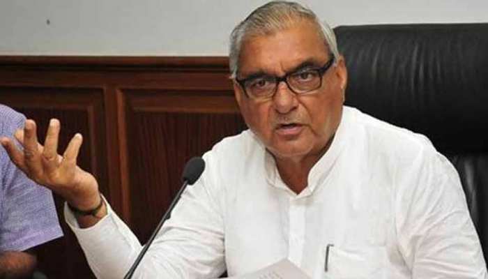 हरियाणा कांग्रेस में कोई गुटबाजी नहीं, चेहरे का फैसला आलाकमान करेगा: हुड्डा हरियाणा कांग्रेस में कोई गुटबाजी नहीं, चेहरे का फैसला आलाकमान करेगा: हुड्डा