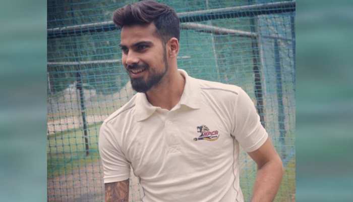 EXCLUSIVE : गंभीर को आउट करने वाले मयंक डागर फिटनेस में भी नंबर 1, विराट को छोड़ चुके हैं पीछे EXCLUSIVE : गंभीर को आउट करने वाले मयंक डागर फिटनेस में भी नंबर 1, विराट को छोड़ चुके हैं पीछे