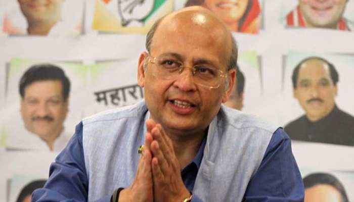 चुनावी रेवड़ियां बांटने के लिए RBI का खजाना लूटने पर उतारू है केंद्र सरकार: कांग्रेस चुनावी रेवड़ियां बांटने के लिए RBI का खजाना लूटने पर उतारू है केंद्र सरकार: कांग्रेस