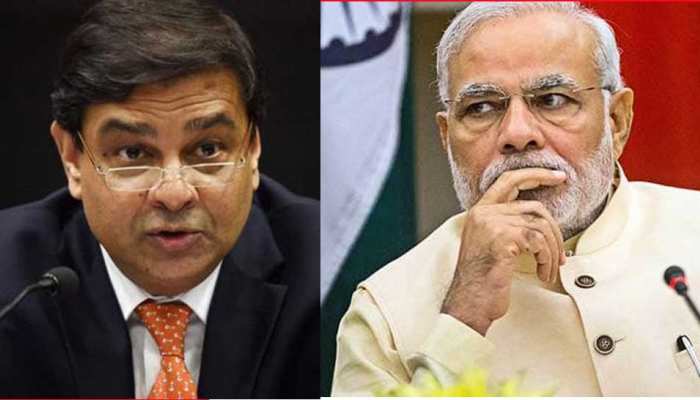 आरबीआई Vs सरकार : उर्जित पटेल ने 9 नवंबर को थी पीएम मोदी से मुलाकात आरबीआई Vs सरकार : उर्जित पटेल ने 9 नवंबर को थी पीएम मोदी से मुलाकात