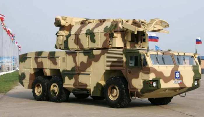 भारत को मिलने वाले S-400 से घबराया चीन, बनाया नया एयर डिफेंस सिस्टम, जानिए इसकी खासियतें भारत को मिलने वाले S-400 से घबराया चीन, बनाया नया एयर डिफेंस सिस्टम, जानिए इसकी खासियतें