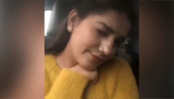 ठंड में कांपती सपना चौधरी ने बनाया प्यारा सा Video, देखते ही हो गया वायरल ठंड में कांपती सपना चौधरी ने बनाया प्यारा सा Video, देखते ही हो गया वायरल