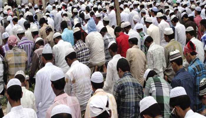 अयोध्या में राम मंदिर निर्माण का संदेश देने के लिए दिल्ली के रामलीला मैदान में जुटेंगे 25,000 मुस्लिम... अयोध्या में राम मंदिर निर्माण का संदेश देने के लिए दिल्ली के रामलीला मैदान में जुटेंगे 25,000 मुस्लिम...