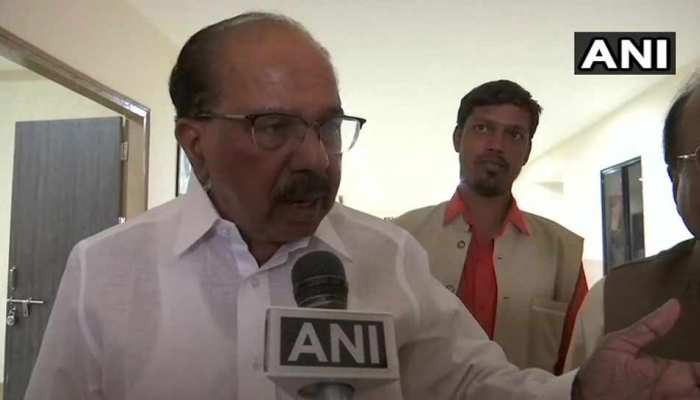 कांग्रेस नेता वीरप्पा मोइली बोले, 'यूपी के सीएम आदित्यनाथ को नहीं कहा जा सकता है योगी' कांग्रेस नेता वीरप्पा मोइली बोले, 'यूपी के सीएम आदित्यनाथ को नहीं कहा जा सकता है योगी'