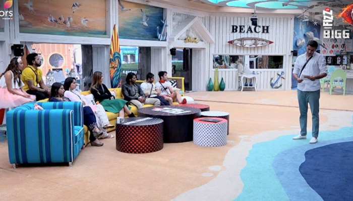 Bigg Boss 12: शिवाशीष ने की बगावत, अब घर में आएगा ये ट्विस्ट Bigg Boss 12: शिवाशीष ने की बगावत, अब घर में आएगा ये ट्विस्ट