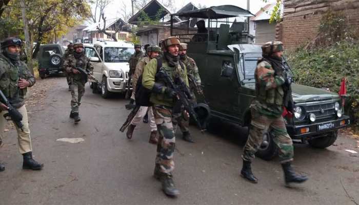 कश्मीर में बौखलाए आतंकियों ने दो दिन में 7 युवाओं को अगवा किया, एक की गला रेतकर की हत्या कश्मीर में बौखलाए आतंकियों ने दो दिन में 7 युवाओं को अगवा किया, एक की गला रेतकर की हत्या