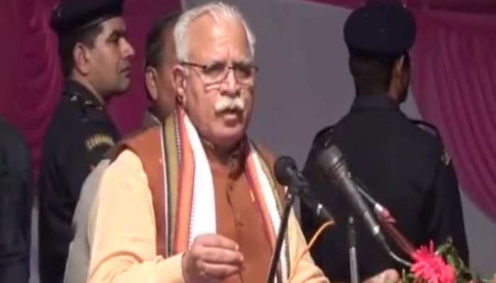 सीएम खट्टर के बयान पर मचा बवाल, निर्भया की मां बोलीं- "ये अपराधियों का समर्थन कर रहे हैं" सीएम खट्टर के बयान पर मचा बवाल, निर्भया की मां बोलीं- "ये अपराधियों का समर्थन कर रहे हैं"