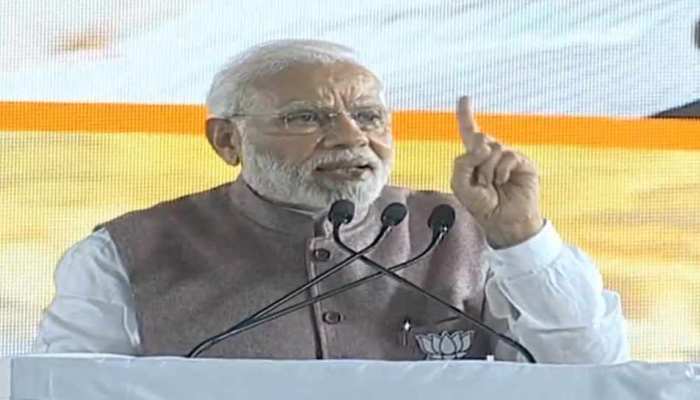 मध्य प्रदेश चुनाव 2018: पीएम मोदी ने इशारों-इशारों में दिग्विजय सिंह को किया याद मध्य प्रदेश चुनाव 2018: पीएम मोदी ने इशारों-इशारों में दिग्विजय सिंह को किया याद