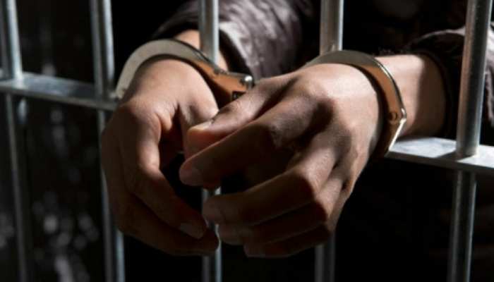अयोध्या में आतंकवादी साजिश की झूठी खबर देने वाला गिरफ्तार अयोध्या में आतंकवादी साजिश की झूठी खबर देने वाला गिरफ्तार