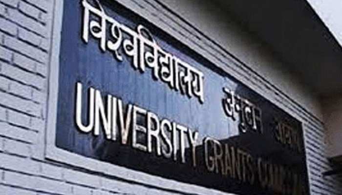 शीर्ष विदेशी विश्वविद्यालयों से PHD धारक असिस्टेंट प्रोफेसर पद पर सीधी भर्ती के योग्य: UGC शीर्ष विदेशी विश्वविद्यालयों से PHD धारक असिस्टेंट प्रोफेसर पद पर सीधी भर्ती के योग्य: UGC