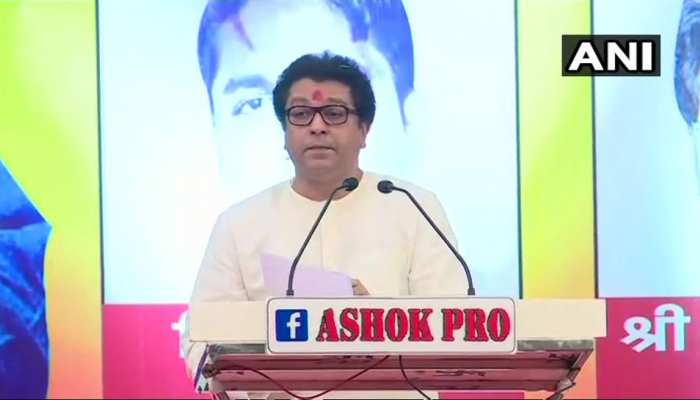 राज ठाकरे ने हिंदी में दिया भाषण, बोले- उत्तर भारतीय अपने नेताओं से सवाल पूछें राज ठाकरे ने हिंदी में दिया भाषण, बोले- उत्तर भारतीय अपने नेताओं से सवाल पूछें