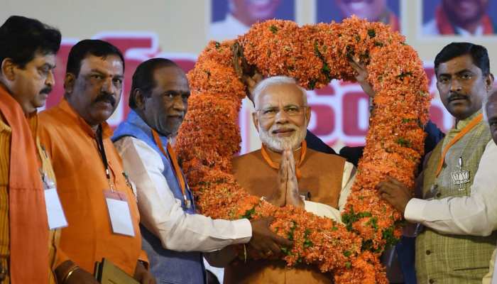 राजस्थान: कांग्रेस पर पीएम मोदी का पलटवार, पूछा- कहां से लाए हिंदुत्व का ये ज्ञान? राजस्थान: कांग्रेस पर पीएम मोदी का पलटवार, पूछा- कहां से लाए हिंदुत्व का ये ज्ञान?