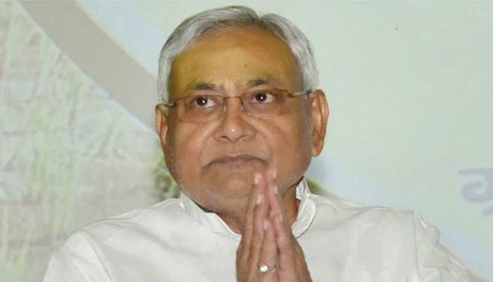 नीतीश कैबिनेट का बड़ा फैसला, पैतृक जमीन बंटवारे में नहीं देना होगा कोई शुल्क नीतीश कैबिनेट का बड़ा फैसला, पैतृक जमीन बंटवारे में नहीं देना होगा कोई शुल्क