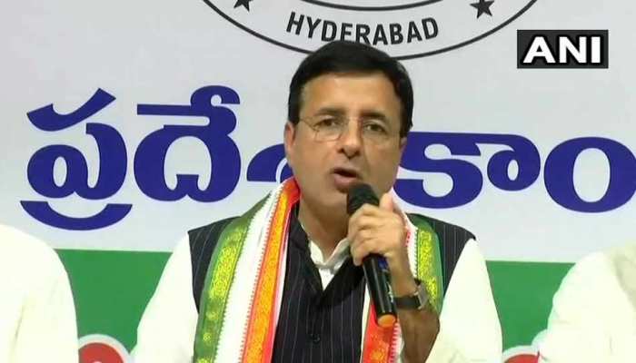 VVIP हेलीकॉप्टर मामला: रणदीप सुरजेवाला बोले, 'कांग्रेस ने कंपनी को किया था ब्लैकलिस्ट' VVIP हेलीकॉप्टर मामला: रणदीप सुरजेवाला बोले, 'कांग्रेस ने कंपनी को किया था ब्लैकलिस्ट'