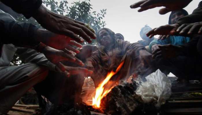 मध्य प्रदेश में बढ़ी ठंडक, खजुराहो में 6.5 डिग्री सेल्सियस पहुंचा न्यूनतम तापमान मध्य प्रदेश में बढ़ी ठंडक, खजुराहो में 6.5 डिग्री सेल्सियस पहुंचा न्यूनतम तापमान