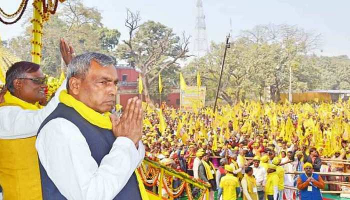 यूपी के मंत्री बोले, गंगा सफाई के नाम पर अरबों रुपये का हुआ घोटाला यूपी के मंत्री बोले, गंगा सफाई के नाम पर अरबों रुपये का हुआ घोटाला