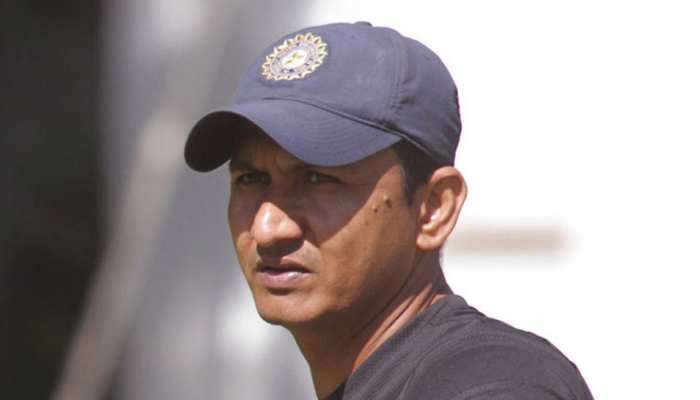 INDvsAUS: टीम इंडिया के सहायक कोच संजय बांगड़ बल्लेबाजी से खुश, पर लोअर ऑर्डर से निराश INDvsAUS: टीम इंडिया के सहायक कोच संजय बांगड़ बल्लेबाजी से खुश, पर लोअर ऑर्डर से निराश