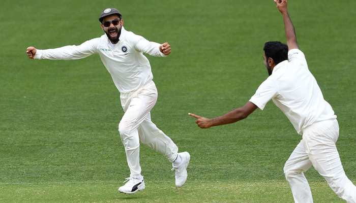 INDvsAUS: टीम इंडिया की ऐतिहासिक जीत पर सचिन सहित कई दिग्गजों ने दी बधाइयां INDvsAUS: टीम इंडिया की ऐतिहासिक जीत पर सचिन सहित कई दिग्गजों ने दी बधाइयां
